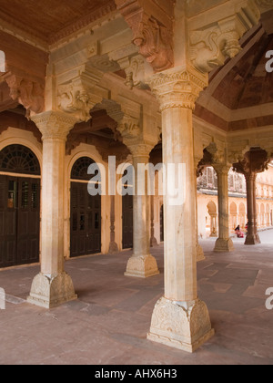 Amber Jaipur Säulen des Diwan E Am oder Halle Publikum im Inneren des Komplexes Amber Fort Stockfoto