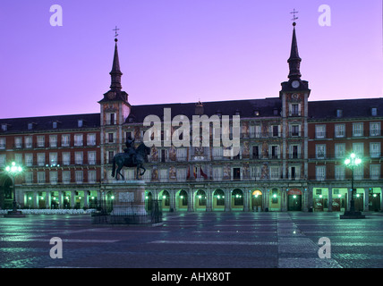 Plaza Mayor bei Nacht, Madrid, Spanien, Europa Stockfoto