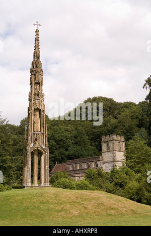 UK Wiltshire Stourton Dorf Bristol Cross und St. Peterskirche von Stourhead House Gardens Stockfoto