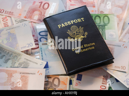 Computer-Maus neben mathematischen Formel Stockfoto