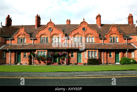 Terrasse der Häuser im Dorf Port Sunlight Wirral Stockfoto