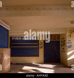 Reisen Fotografie - ein Fisch und Chip Shop Restaurant in Brighton in England in Großbritannien im Vereinigten Königreich Großbritannien Europa. Stille Gelassenheit Stockfoto