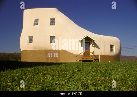 Kinderreim inspiriert Werbung Regelung dort war eine alte Dame lebte in einem Schuh Haines Haus York PA Pennsylvania americana Stockfoto