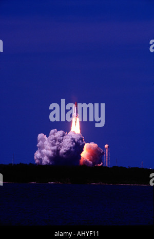 Space Shuttle Abheben in Cape Canaveral, Florida, USA Stockfoto