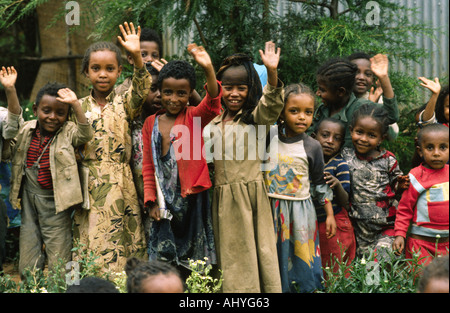 Kinder einer Grundschule in einem Slum von Addis Abeba. Äthiopien Stockfoto