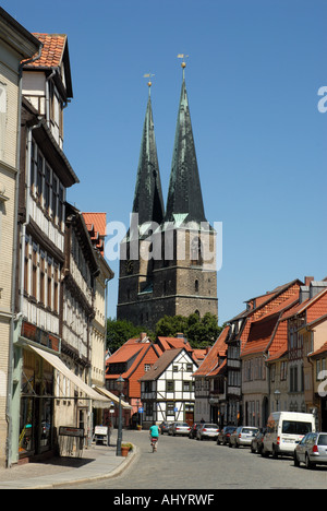 Hübschen Straße in Quedlinburg, Ostdeutschland Stockfoto