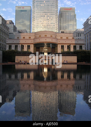 Tag Cabot Platz in Canary Wharf Docklands in London England Großbritannien Vereinigtes Königreich Großbritannien Stockfoto