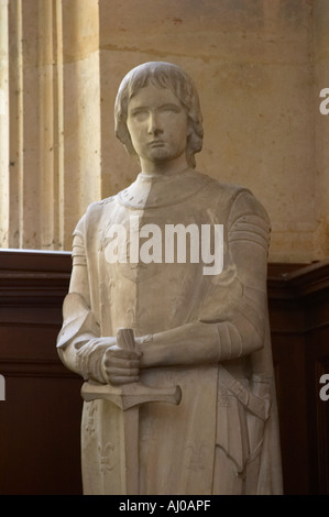 Statue von Jeanne d ' Arc in St Etienne du Mont Kirche Quartier Latin Paris Frankreich Stockfoto