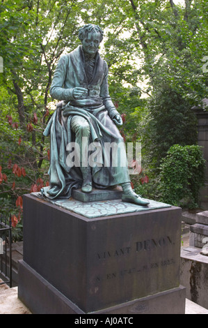 Grab des französischen Künstlers Dominique Vivant Baron de Denon und Archäologe an Pere Lachaise Friedhof Paris Frankreich Stockfoto