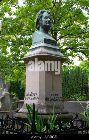 Grab von Balzac am Friedhof Pere Lachaise Paris Frankreich Stockfoto