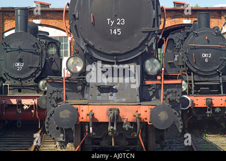 Dampf-Lokomotiven Ty 23 und Oki 2 Motoren Stockfoto