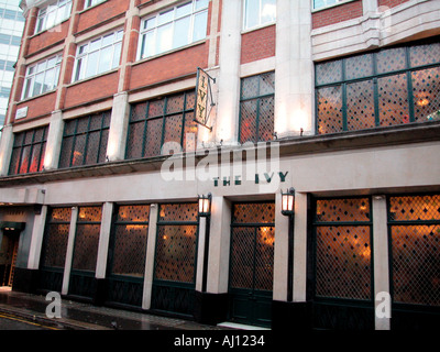 Die IVY Restaurant Off St Martins Lane London außen Gesamtansicht Show-Biz-Kunden ein starker Punkt Dez 03 Stockfoto