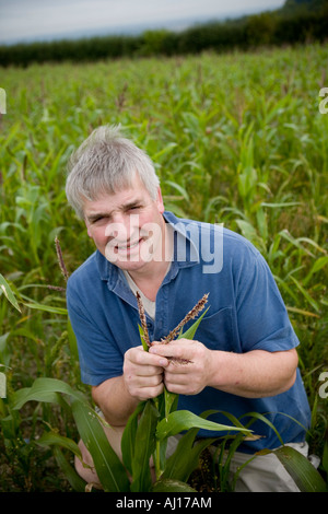 Landwirt Rob Law, Farmer des Jahres 2007 auf Sparsamkeit Bauernhof, Hertfordshire Stockfoto