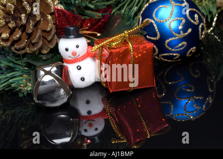 Weihnachtsbaum-Einstellung zeigt die Festtagsstimmung Stockfoto