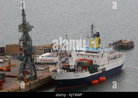 Die Royal Mail Ship St Helena festgemacht in Portland Hafen Stockfoto