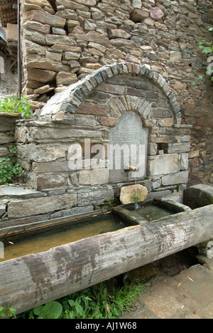 Frühling-Wassertrog Bulgarien Peoples Republik Narodna Republika Bulgariya Balkanhalbinsel Europe Stockfoto