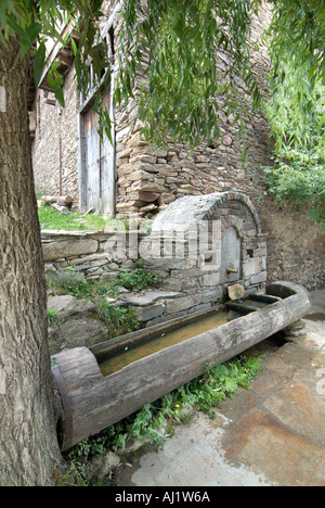 Frühling-Wassertrog Bulgarien Peoples Republik Narodna Republika Bulgariya Balkanhalbinsel Europe Stockfoto