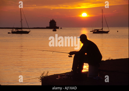 Ohio Lake Erie Lorain Lakeside Landing Marina Sonnenuntergang, landschaftlich, Natur, Natur, Landschaft, Landschaft, Landschaft, Natur, Natur, Angeln, Sport, Athlet, recreati Stockfoto