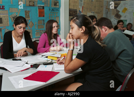 UK ST ALBANS OAKLANDS COLLEGE AUSBILDUNG SCHULE UNTERRICHT KLASSE LERNEN Stockfoto