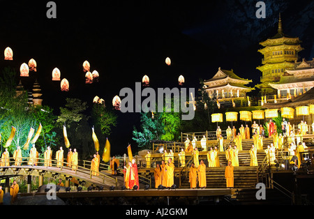 Zen-Musik Shaolin Grand Zeremonie, Tanz und musikalische Darbietung in Shaolin, Provinz Henan, China Stockfoto