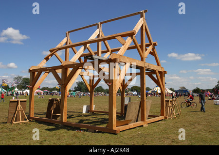 Gerahmte Holzhaus bauen auf den großen grünen Versammlung Cheddar Somerset England Sommer Stockfoto