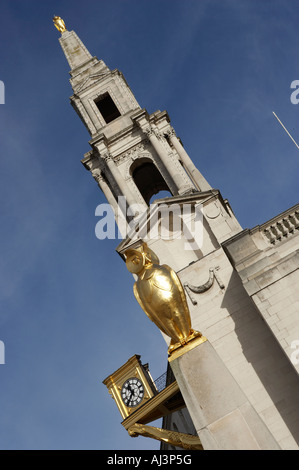CIVIC HALL MILLENIUM SQUARE LEEDS YORKSHIRE ENGLAND Stockfoto