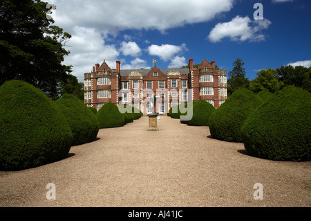 Burton Agnes Hall in der Nähe von Bridlington East Riding of Yorkshire England Ostfassade Stockfoto