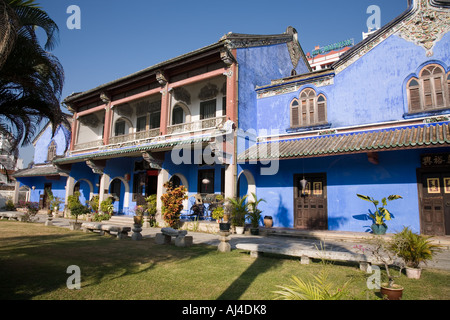 Vordere Außenseite der Cheong Fatt Tze Mansion. Georgetown. Penang. Malaysien. Stockfoto