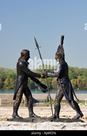 Bronzestatue von Meriwether Lewis und William Clark fällt von der Ohio State Park Carksville Indiana Stockfoto