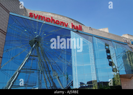 Birmingham centenary Square Riesenrad spiegelt sich in der Symphony Hall Fenster West Midlands England UK GB EU Europa Stockfoto