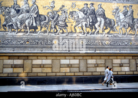 Europa Deutschland Dresden Meissen Fliesen auf dem königlichen Stall Stockfoto