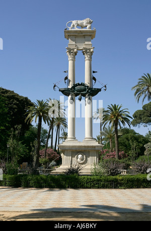 Ein Denkmal für Christopher Columbus in den Murillo-Gärten in der Nähe von den Wänden Alcazar in Sevilla Spanien Stockfoto