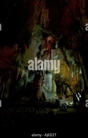 Die Stalagtite Formationen in Tham Khao Bin oder Khao Bin Höhle in Thailand s Provinz Ratchaburi Stockfoto