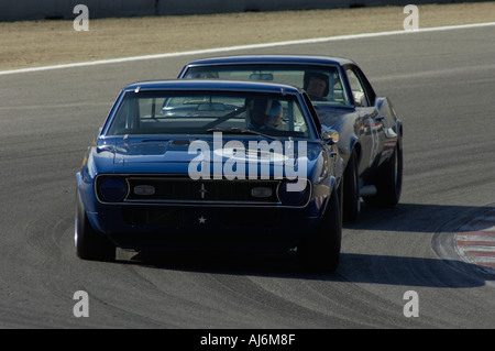 Tom Armstrong Rennen seine 1968 Chevy Camaro Z 28 auf der 32. Rolex Monterey Historic Automobil Rennen 2005 Stockfoto