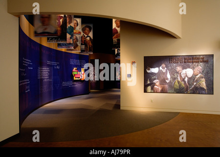 Schöne Displays erwarten die Besucher in die Sklaverei von Freiheit Ausstellungshalle in der National Underground Railroad Freedom Stockfoto