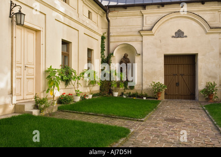 Den kleinen Hof, wo Priester Karol Wojtyla besser bekannt als Papst Johannes Paul II von 1952 1967, Krakau / Polen lebte. Stockfoto