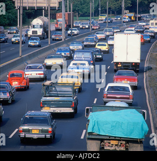 Verkehr auf Long Island Expressway in New York City USA Stockfoto
