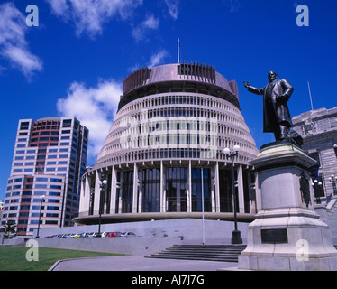 Parlamentsgebäude und Statue von Richard John Seddon Wellington "North Island" "New Zealand" Stockfoto