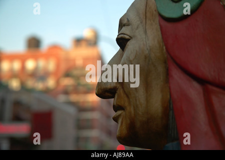 Wooden indischen vor der Mulberry Street Zigarrenladen in kleinen Italien-New York-New York Stockfoto