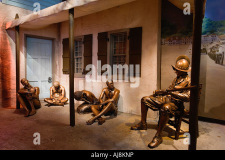 Schöne Displays erwarten die Besucher in die Sklaverei von Freiheit Ausstellungshalle in der National Underground Railroad Freedom Stockfoto