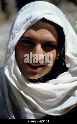 Pakistan Phander Dorf leben junge Frau Stockfoto