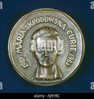 Medaille zum Gedenken an Marie Sklodowska Curie, in Polen geborenen französischen Physiker, 1967. Artist: Unbekannt Stockfoto