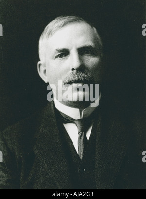 Ernest Rutherford (1871-1937), Nobelpreisträger Atomphysiker, c 1908. Artist: Unbekannt Stockfoto