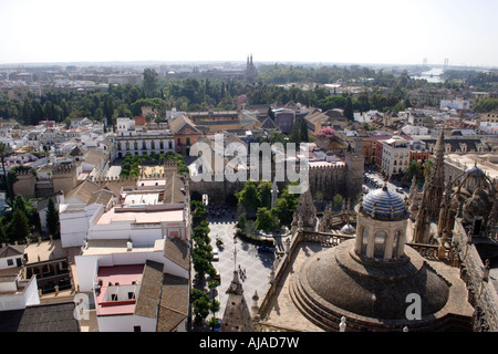 Sevilla-Skyline-Blick vom Turm La Giralda Kathedrale Bell Oktober 2007 Stockfoto