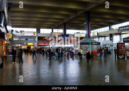 Halle - Hauptstrecke Bahnhof Euston - London Stockfoto