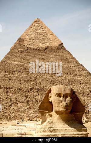 Die Sphinx mit Pyramide von Khafre Chefren-Gizeh-Cairo-Ägypten-Afrika Stockfoto