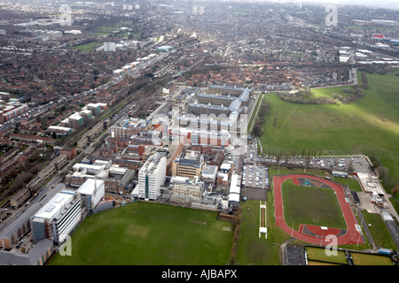 Luftbild Südwesten Linford Christie Stadion Hammersmith Hospital H M P Wormwood Scrubs und s Gehäuse London W12 W Stockfoto