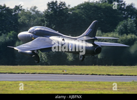 Die Hawker Hunter T7B Jet Trainer Kampfflugzeuge ausziehen Stockfoto