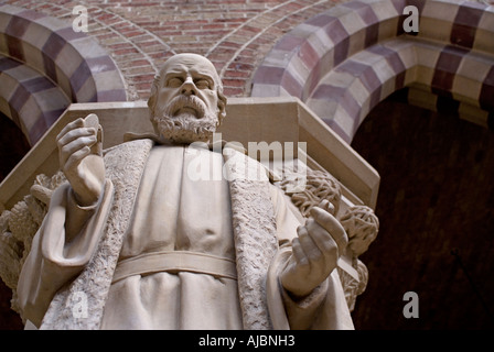 Skulptur von Galileo Galilei im University Museum of Natural History Parks Road Oxford England Stockfoto