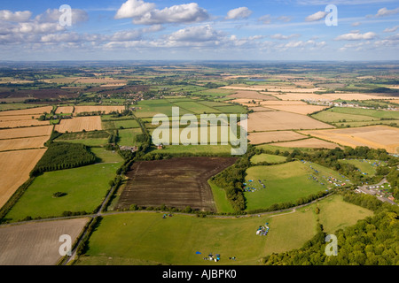 Das Tal des weißen Pferdes von oben die weißen Pferd Kreidefigur an Uffington Oxfordshire in England aus der Luft JMH1715 Stockfoto